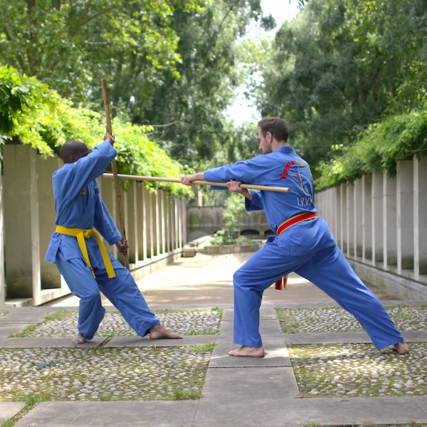 Cours adultes — bâton